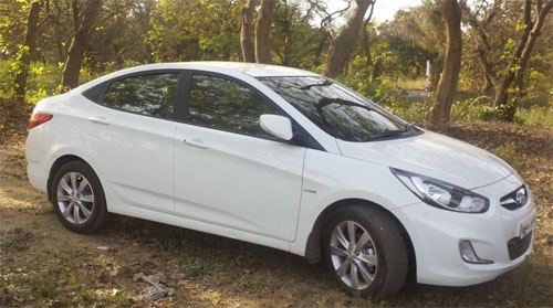 Hyunda verna Fludic Self Drive